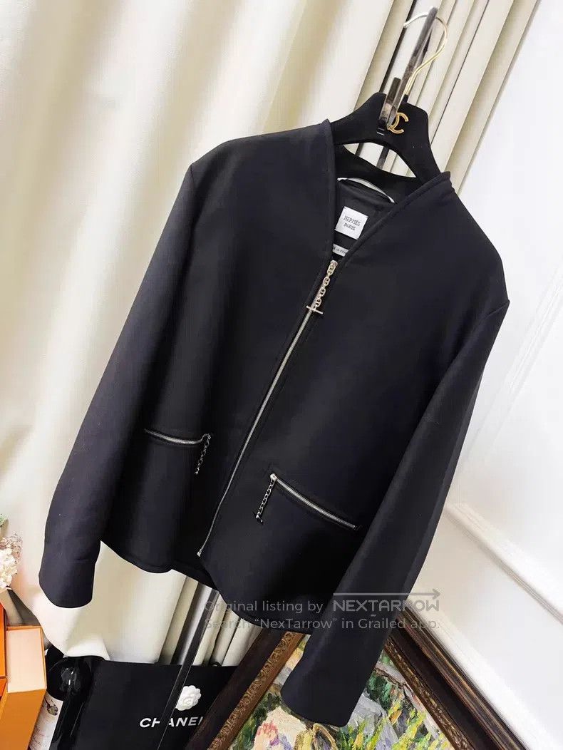 Hermes Hermes Black Long Sleeve Zip Jacket Pig Nose Zip Design Ja Size XS / US 0-2 / IT 36-38 - 1 Thumbnail
