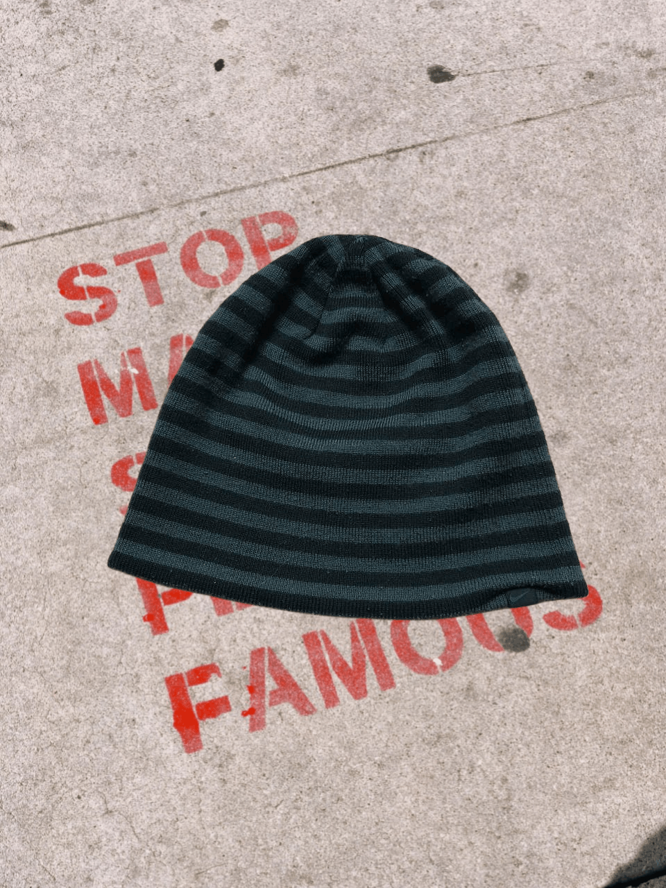 Nike Nike NIKE Winter Knit Striped Cuffless Skull HAT Size ONE SIZE - 1 Thumbnail