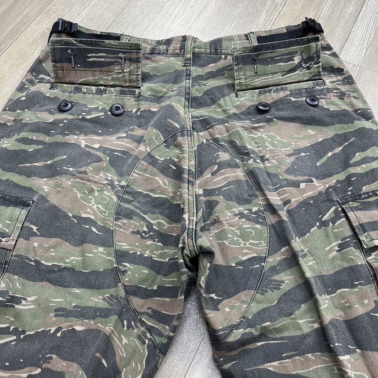 Vintage Vintage Rotcho BDU Camouflage Tiger Stripe Cargo Pants Size US 33 - 16 Thumbnail