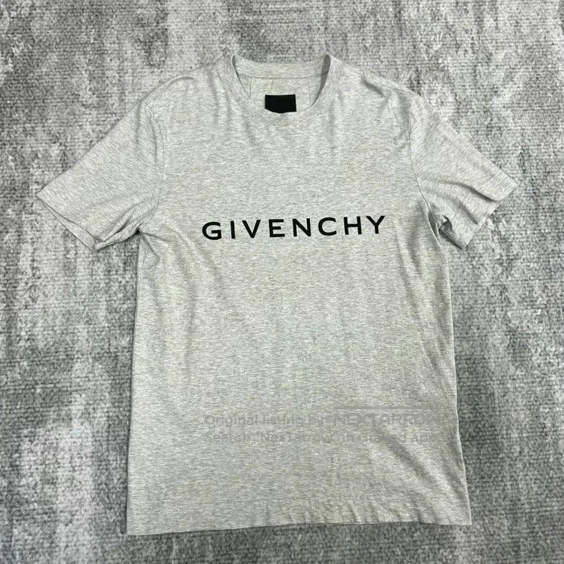 Givenchy Givenchy 23ss Basic Classic Short Sleeve Grey Size US M / EU 48-50 / 2 - 1 Thumbnail