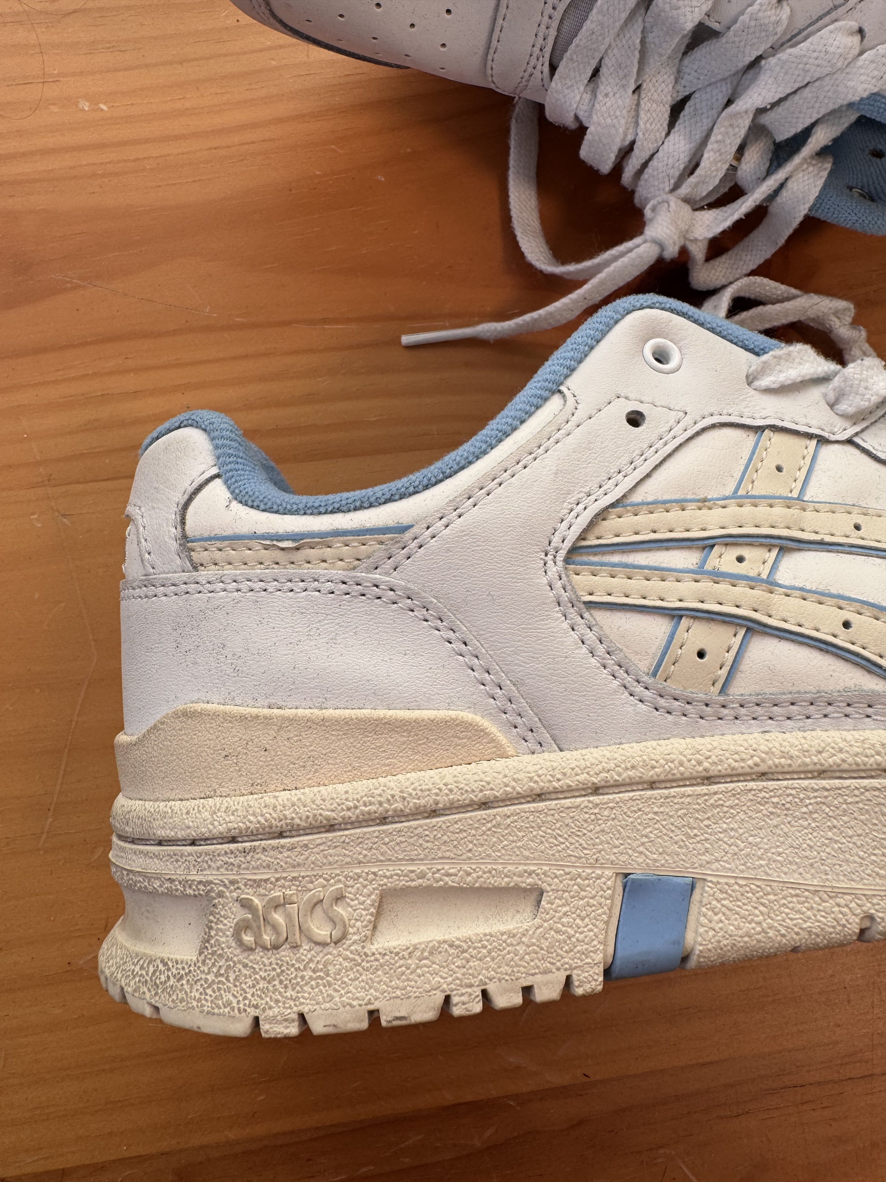 Asics Asics Classic Sneakers Size US 9 / EU 42 - 2 Thumbnail