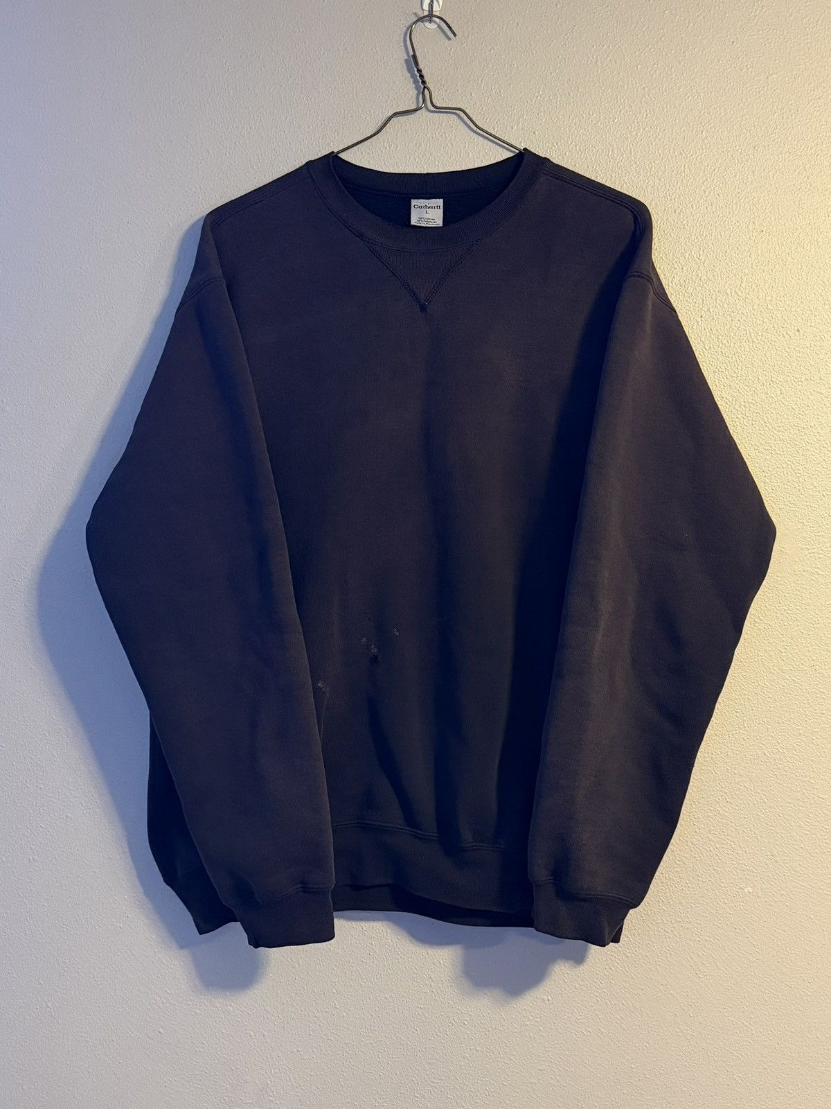 Carhartt Nice fade! 2000s black carhartt crewneck Size US L / EU 52-54 / 3 - 2 Thumbnail