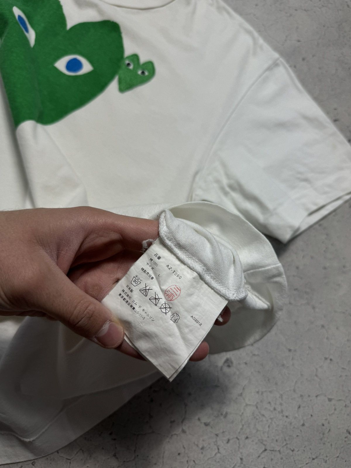 Comme des Garcons PLAY Play Comme Des Garcons Luxury Big Logo T-Shirt White Size US L / EU 52-54 / 3 - 9 Thumbnail
