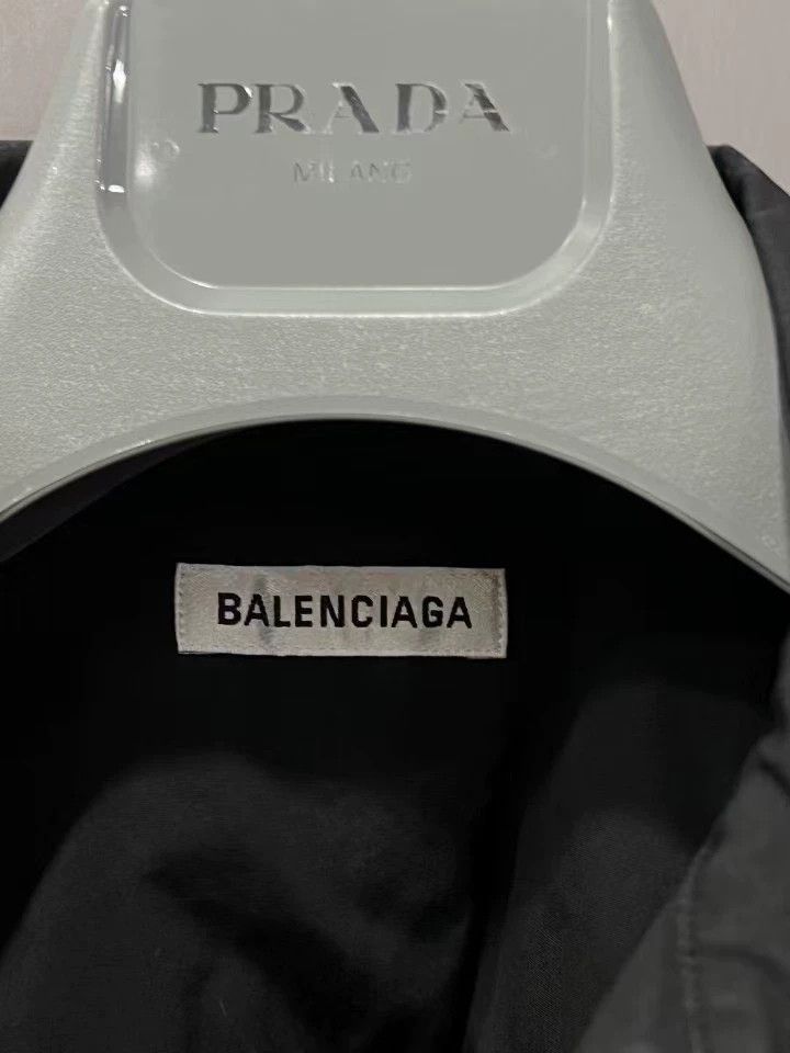 Balenciaga Balenciaga size 34 Embroidered Logo Classic Wash Black Shi Size US XS / EU 42 / 0 - 3 Thumbnail