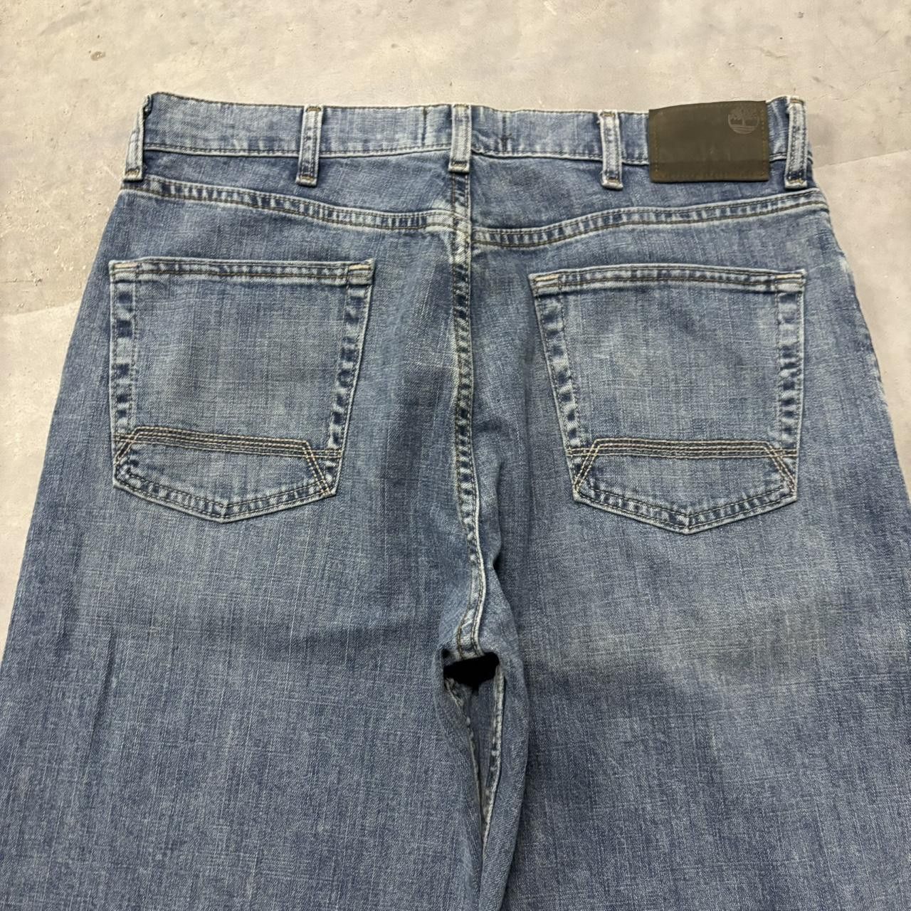 Japanese Brand × Vintage Crazy Vintage Y2K/2000s Medium Wash Essential Denim Jeans! Size US 33 - 7 Thumbnail