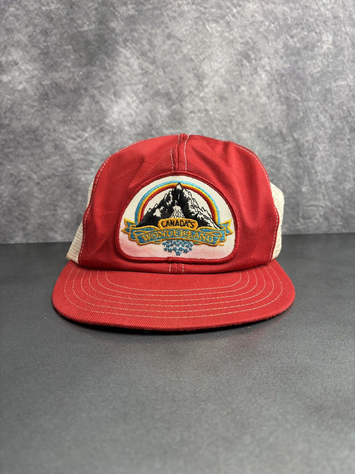 Vintage Vintage Trucker Hat Canadas Wonderland 1970s 1980s Mesh 80s Size ONE SIZE - 14 Thumbnail