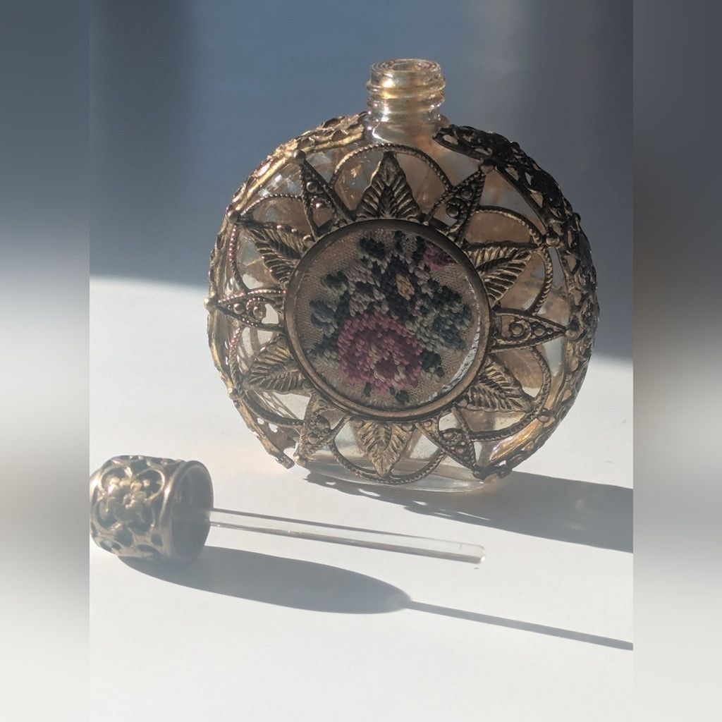 Other Vintage Austrian Brass Filigree Perfume Bottle Needle Point Size ONE SIZE - 5 Thumbnail
