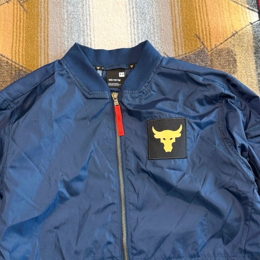Under Armour Under Armour Project Rock Navy Veterans Day Respect Freedom Jacket Mens M Blue Bomber Jacket Zip Regular Coat Size US M / EU 48-50 / 2 - 3 Thumbnail