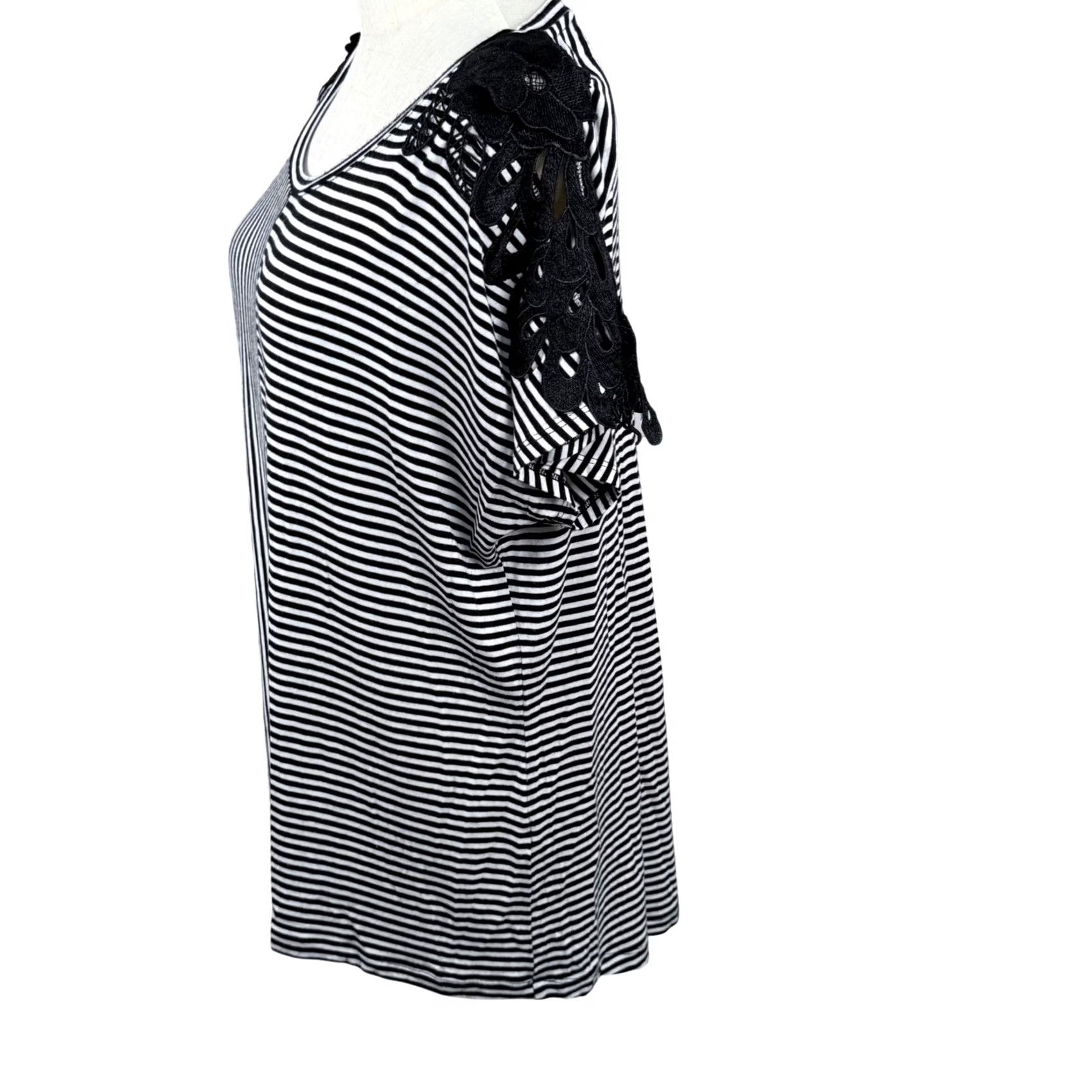 Vintage Christopher Banks L Tunic Top Striped Floral Lace Shoulder Parisian French Girl Size L / US 10 / IT 46 - 2 Thumbnail
