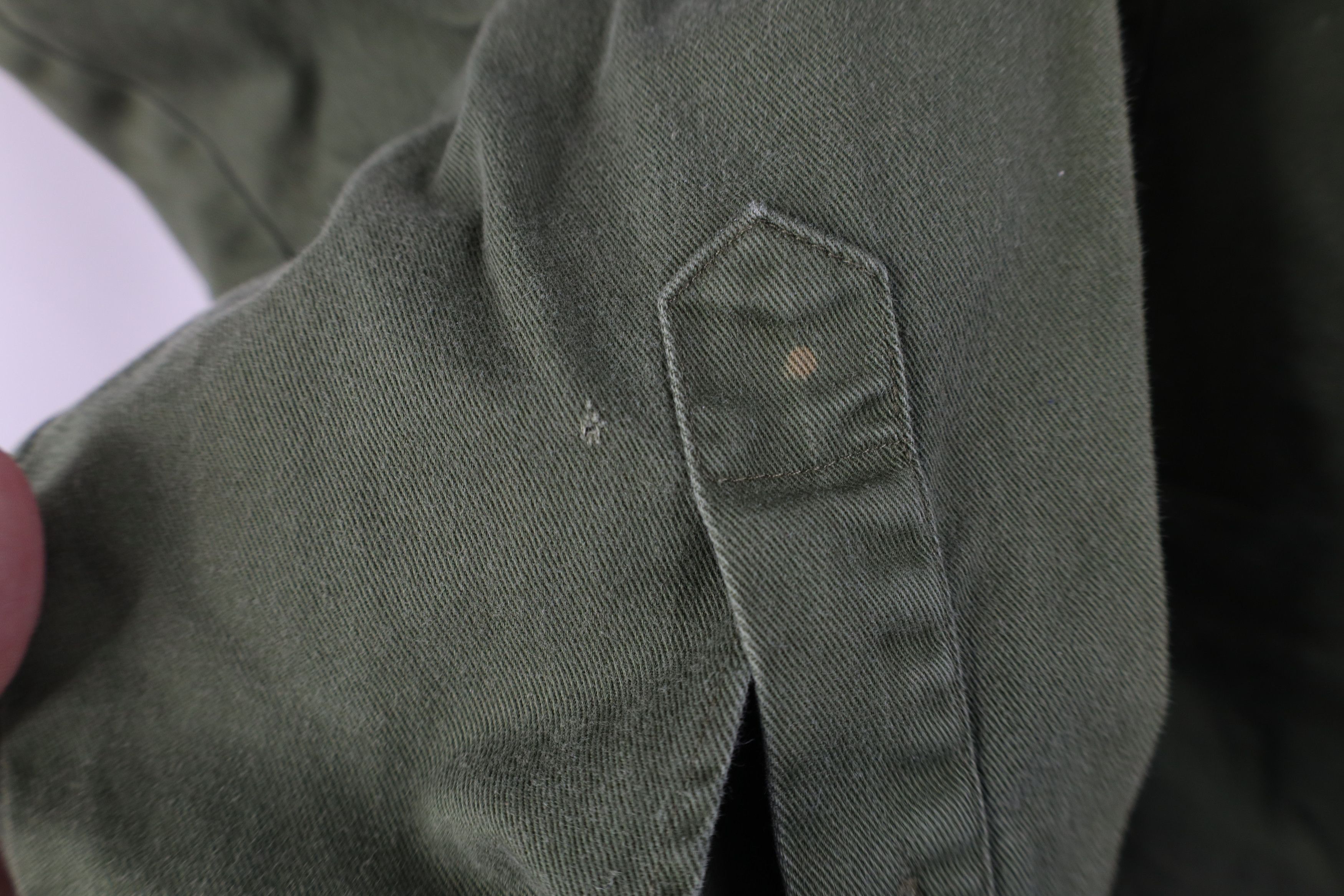 Vintage Vintage 90s Streetwear Cotton Twill Button Down Shirt Green Size US L / EU 52-54 / 3 - 6 Thumbnail
