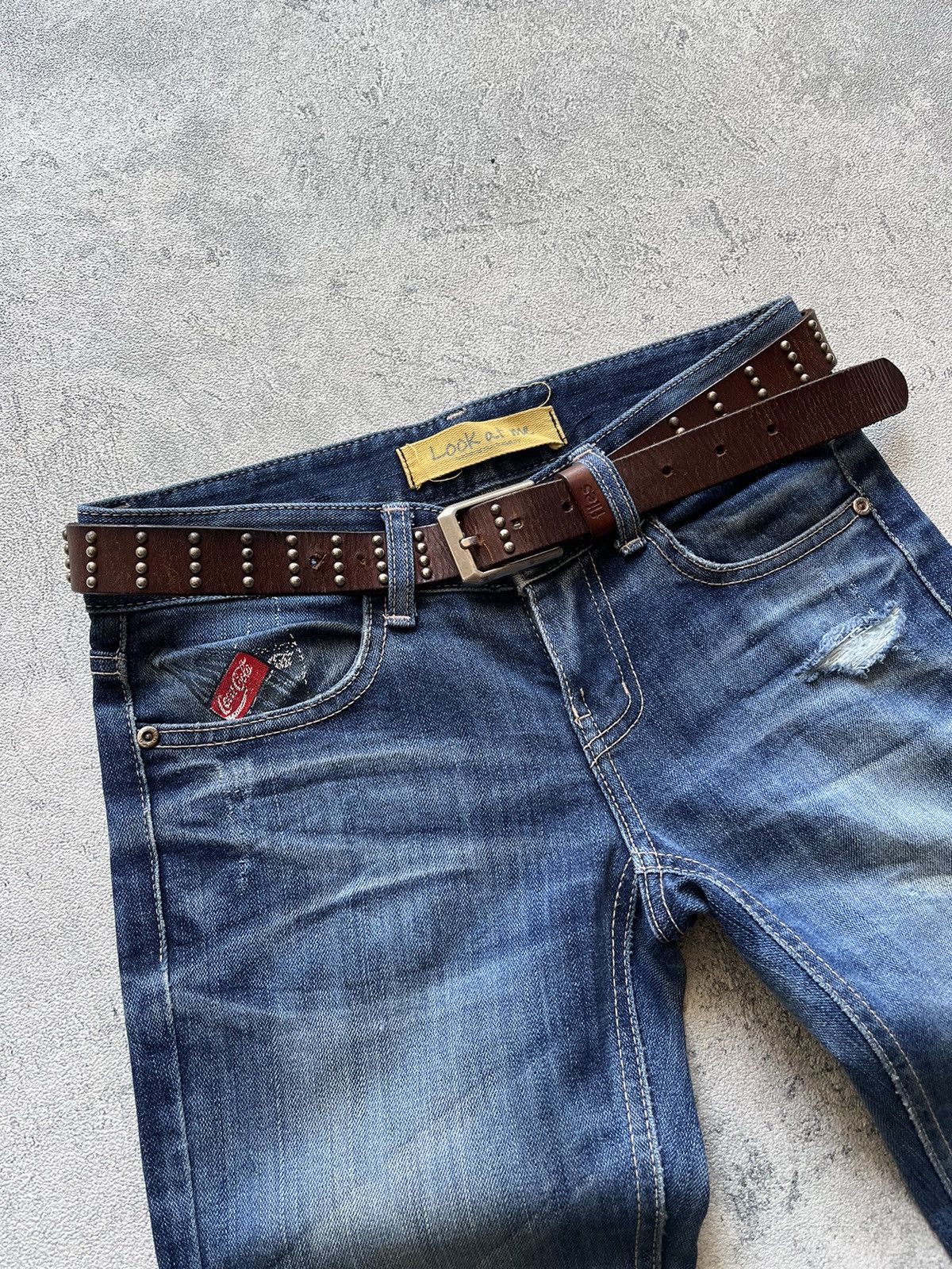 Tornado Mart 2000s LOOK AT ME COCA COLA FADED FLARE JEAN Size US 28 / EU 44 - 4 Thumbnail