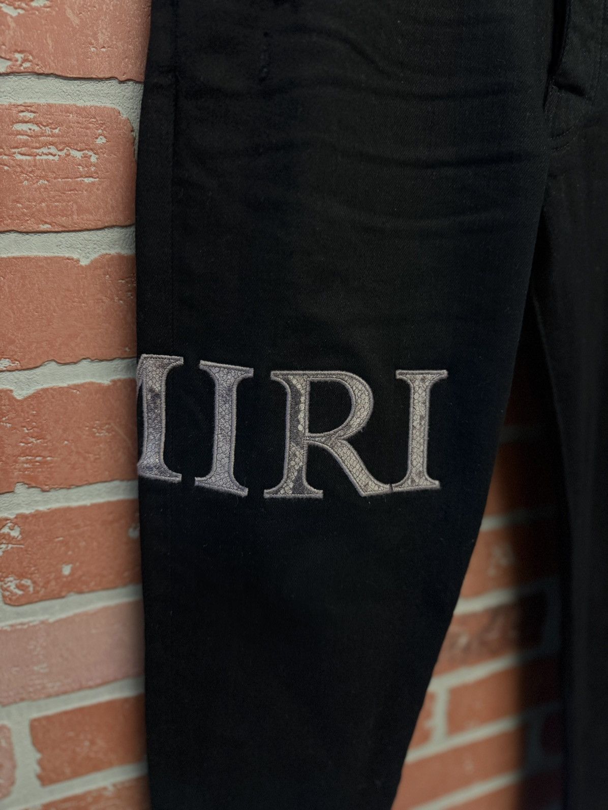 Amiri Amiri Wrap Around SnakeSkin Logo Size 28 🧼 Size US 28 / EU 44 - 3 Thumbnail