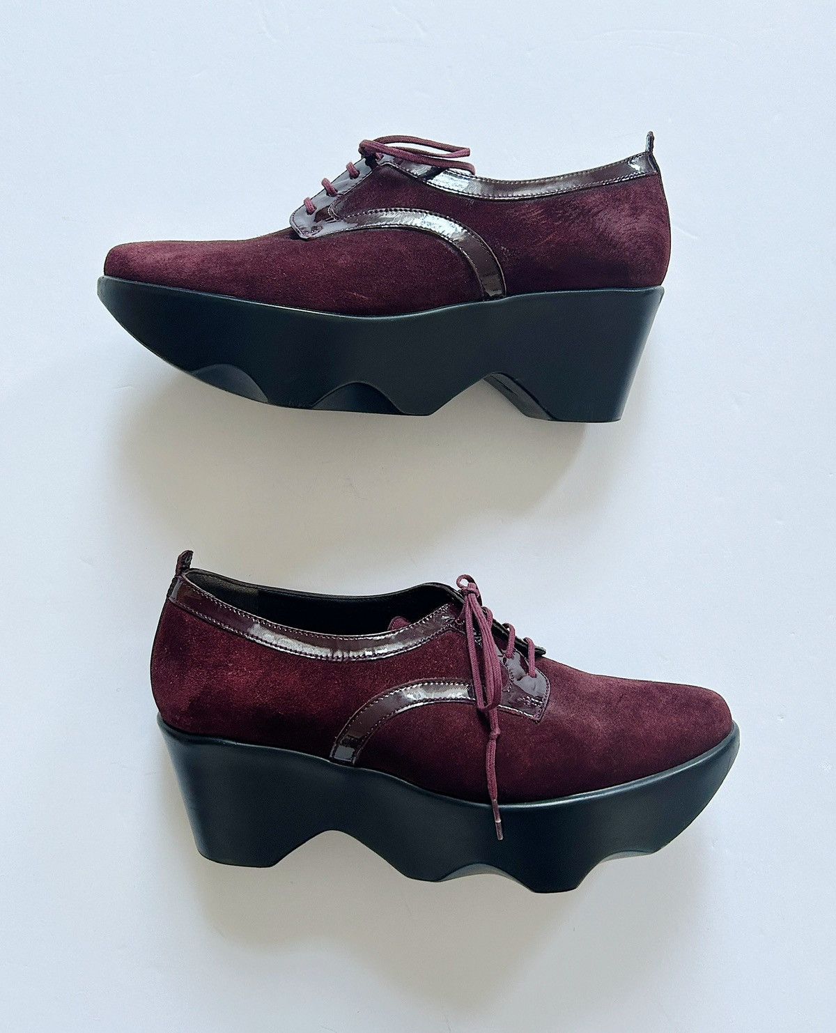 Robert Clergerie Robert Clergerie burgundy wedges made in France Size US 6.5 / IT 36.5 - 1 Thumbnail