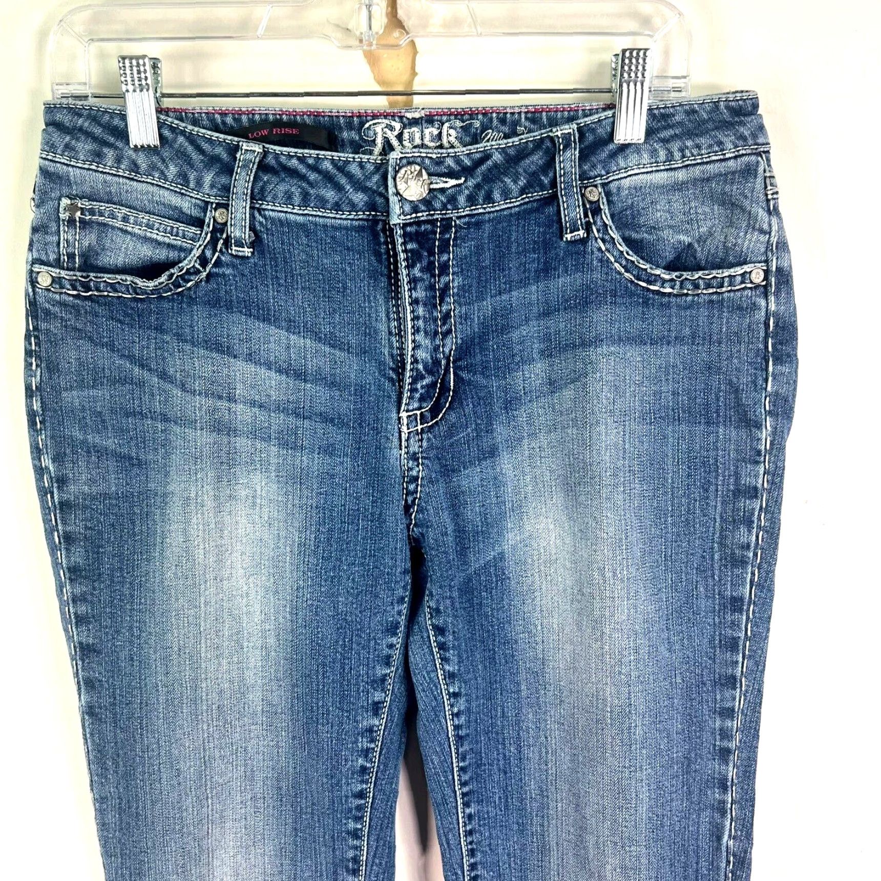 Wrangler Wrangler Rock 47 Low Rise Bedazzled Jeans Womens Size 32x34 Blue Denim Embroidered Rhinestone Stretch Regular Fit Size 24" / US 00 / IT 34 - 2 Thumbnail