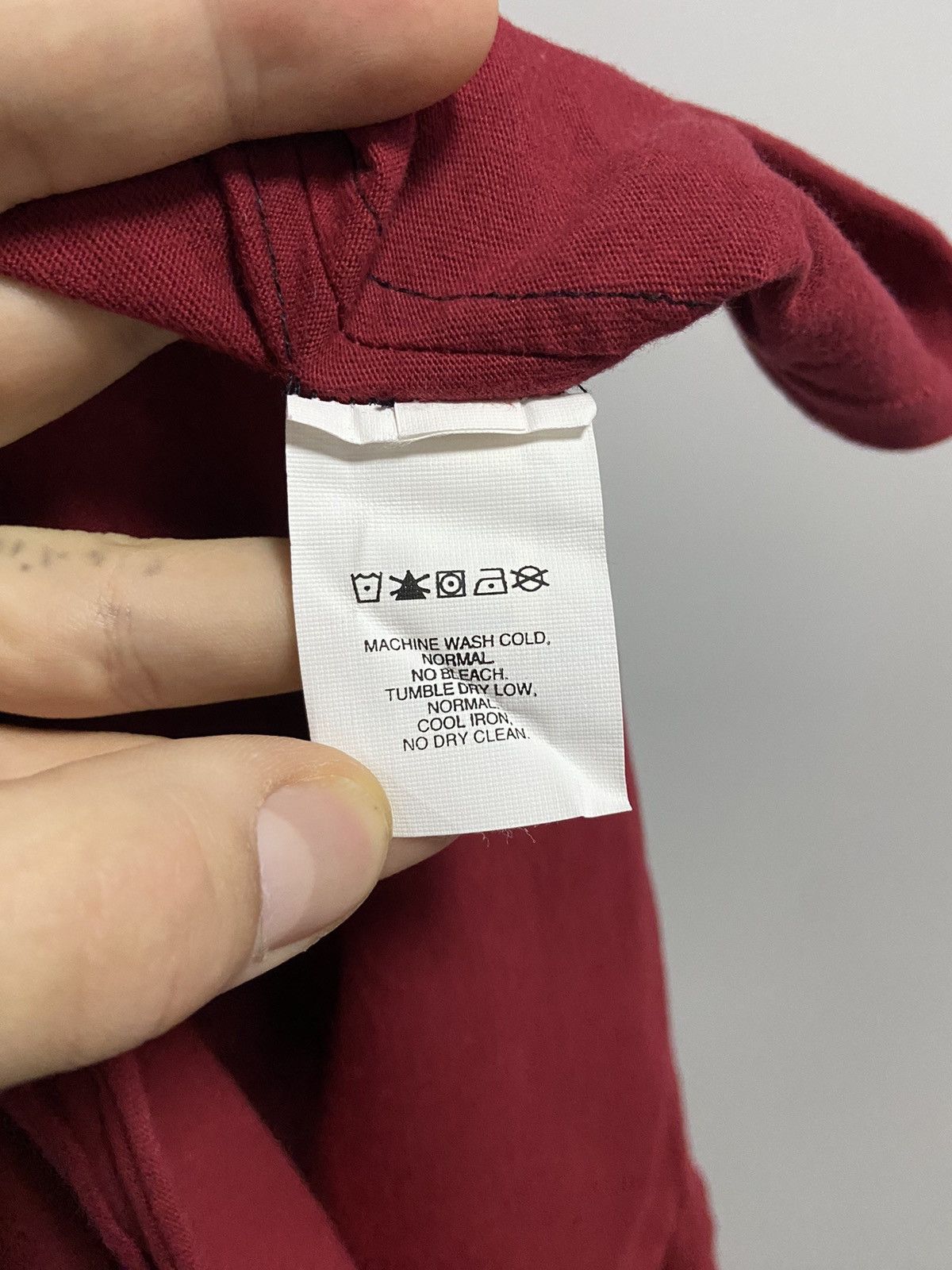 Oakley × Vintage Oakley T Shirt Vintage Big Logo Gorpcore Street Style Y2K Size US L / EU 52-54 / 3 - 5 Thumbnail
