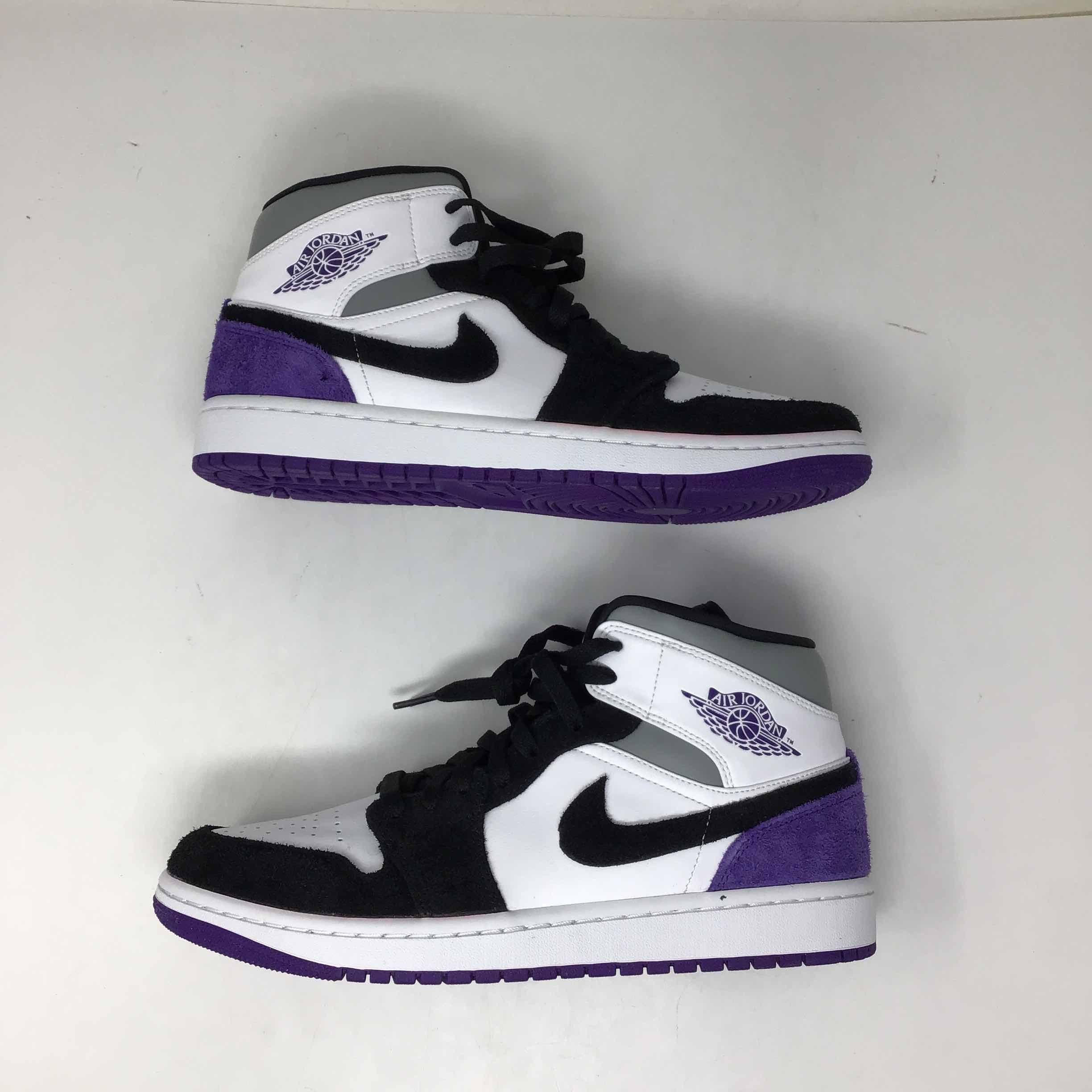 Air Jordan Mid SE Varsity Purple