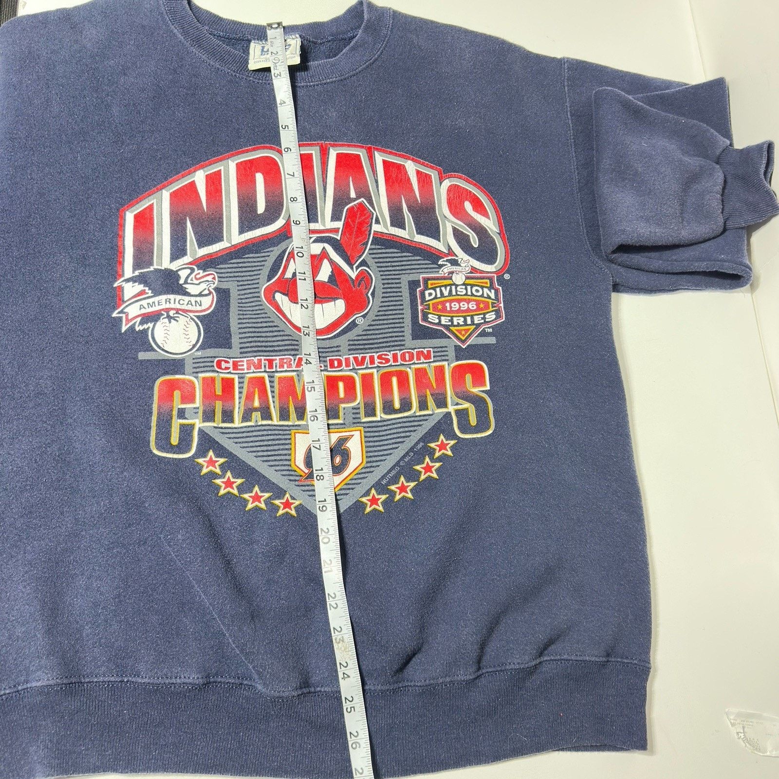 Lee Cleveland Indians Baseball Sweatshirt L 96 Central Champions Size US L / EU 52-54 / 3 - 6 Thumbnail
