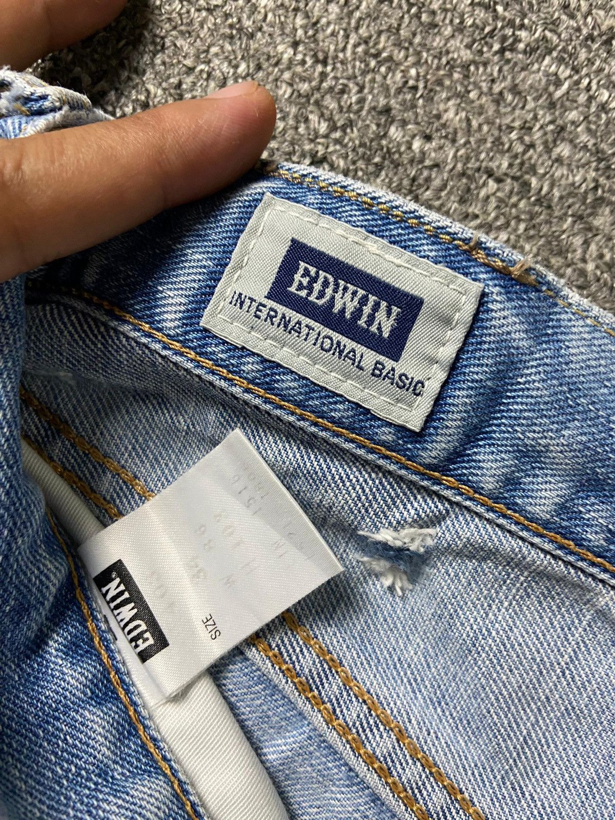 Edwin × Japanese Brand × Vintage EDWIN International Basics Ripped Denim Jeans (132) Size US 36 / EU 52 - 3 Thumbnail