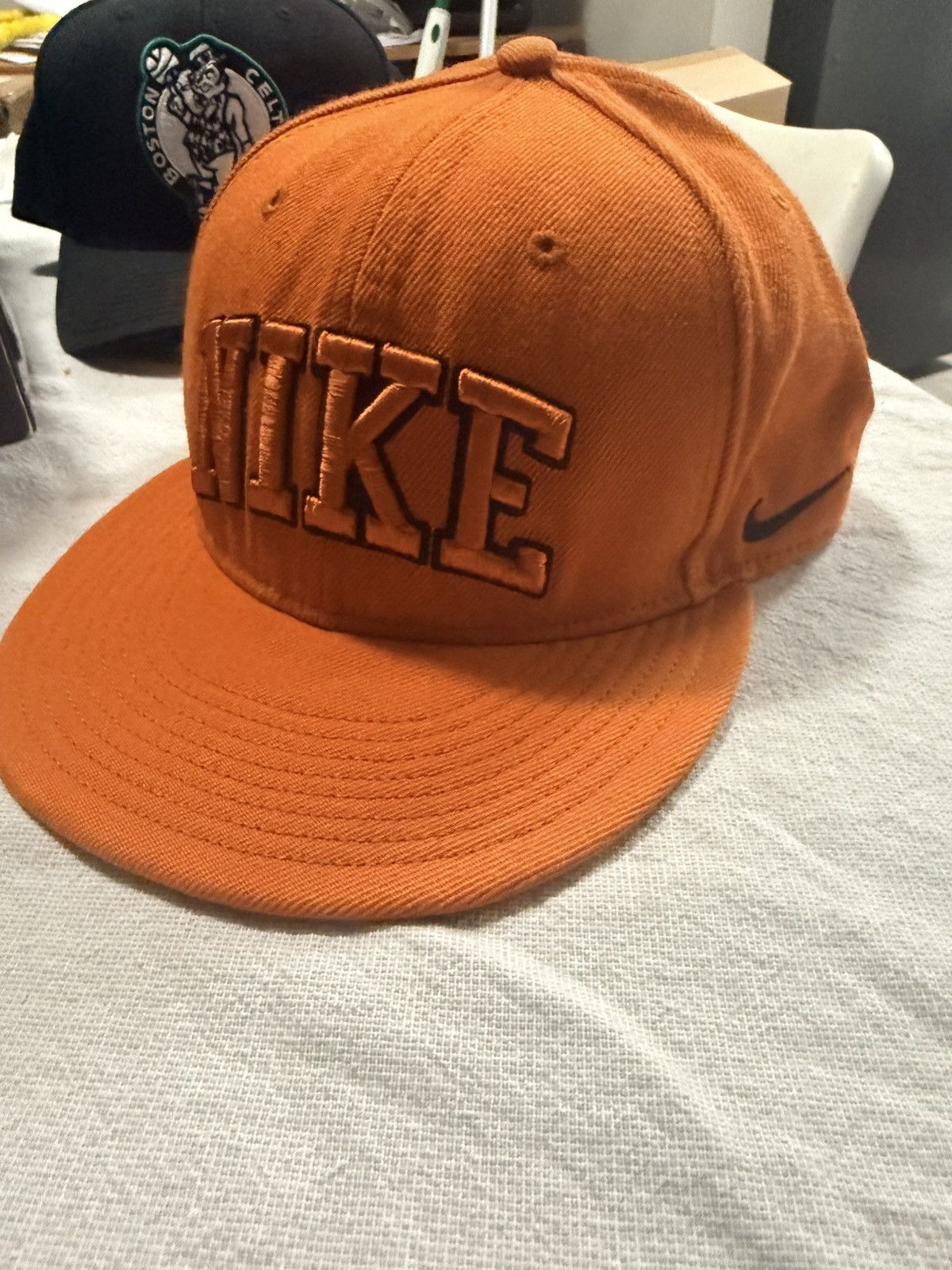 Nike Nike Orange Snapback Size ONE SIZE - 1 Thumbnail