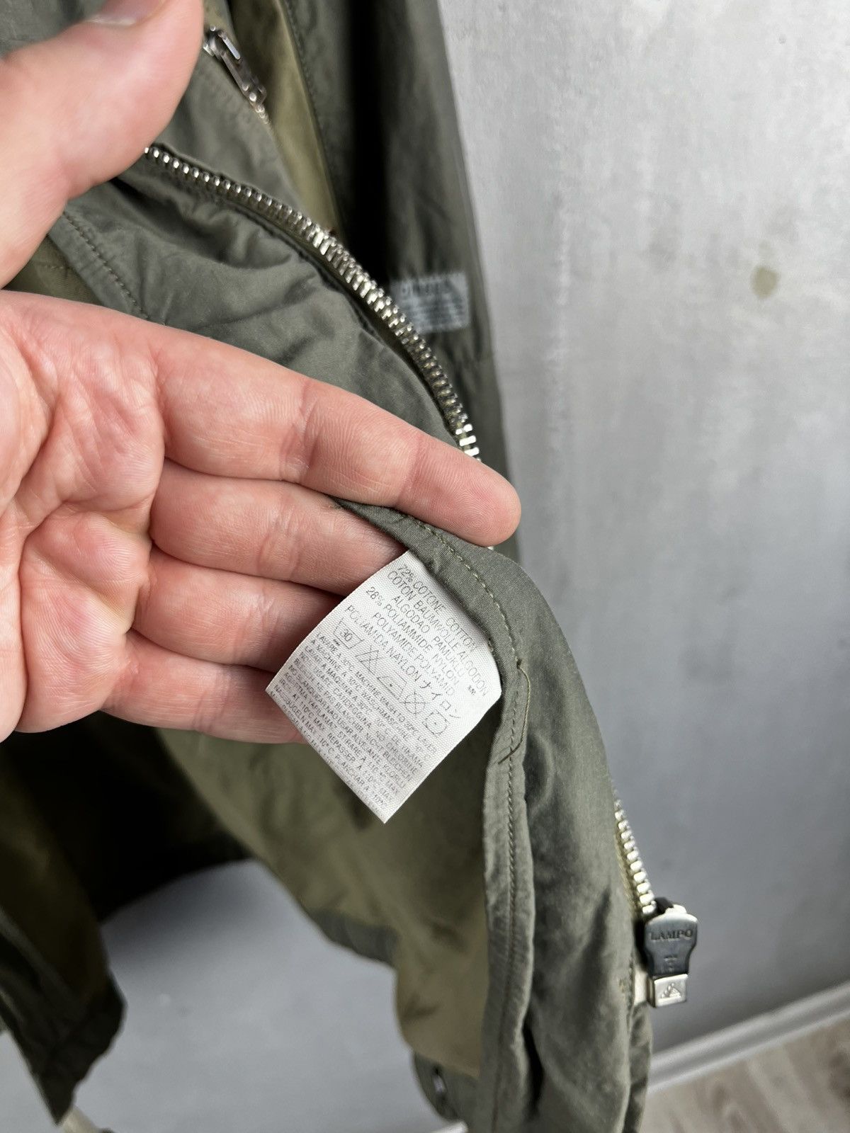 Diesel Diesel 2000s Cyber Millitary Bulletproof jacket archive Size US S / EU 44-46 / 1 - 13 Thumbnail