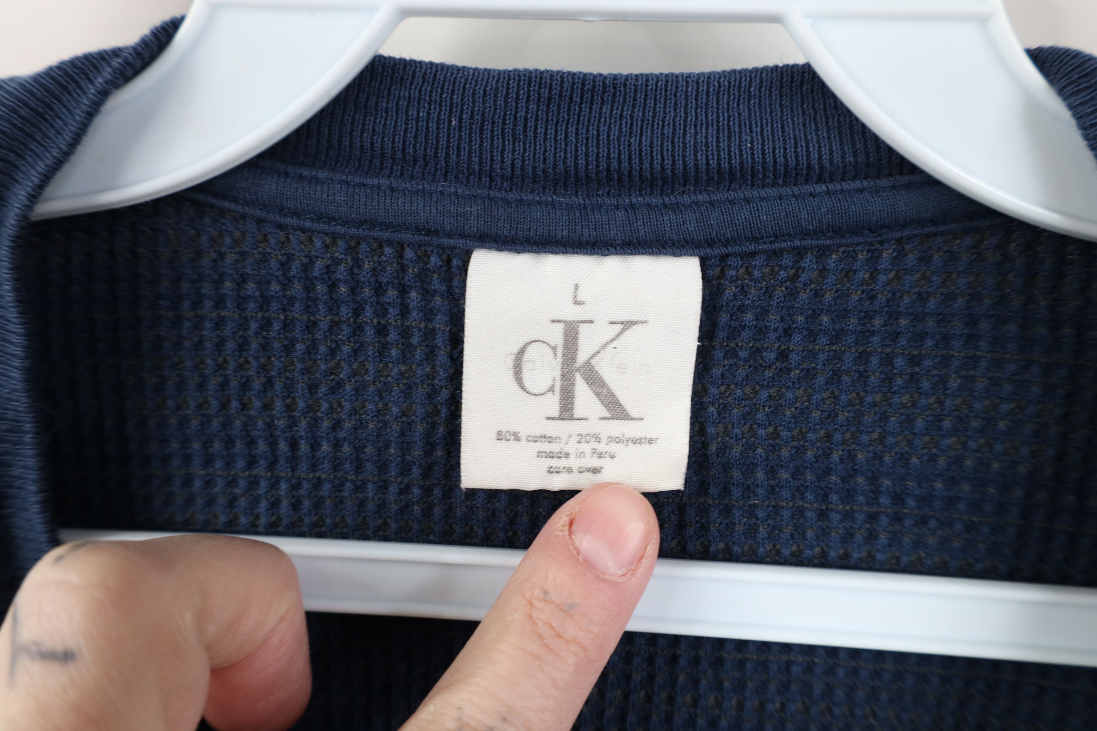 Calvin Klein Vintage 90s Y2K Calvin Klein Waffle Knit Long Sleeve T-Shirt Size US L / EU 52-54 / 3 - 8 Thumbnail