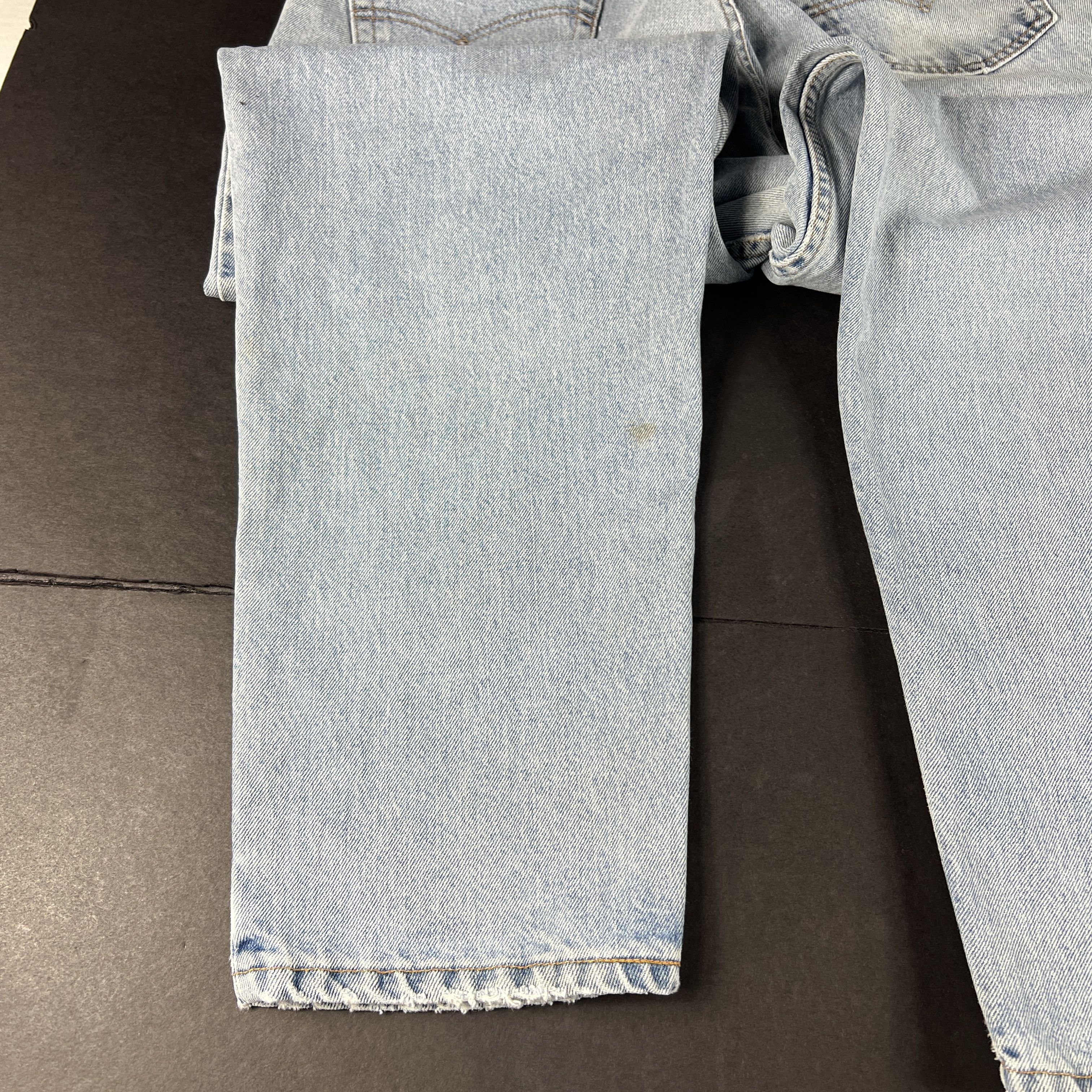 Levi's × Vintage VTG 90s Levi's Jeans 560 Loose Tapered Blue Denim Size US 35 - 19 Thumbnail