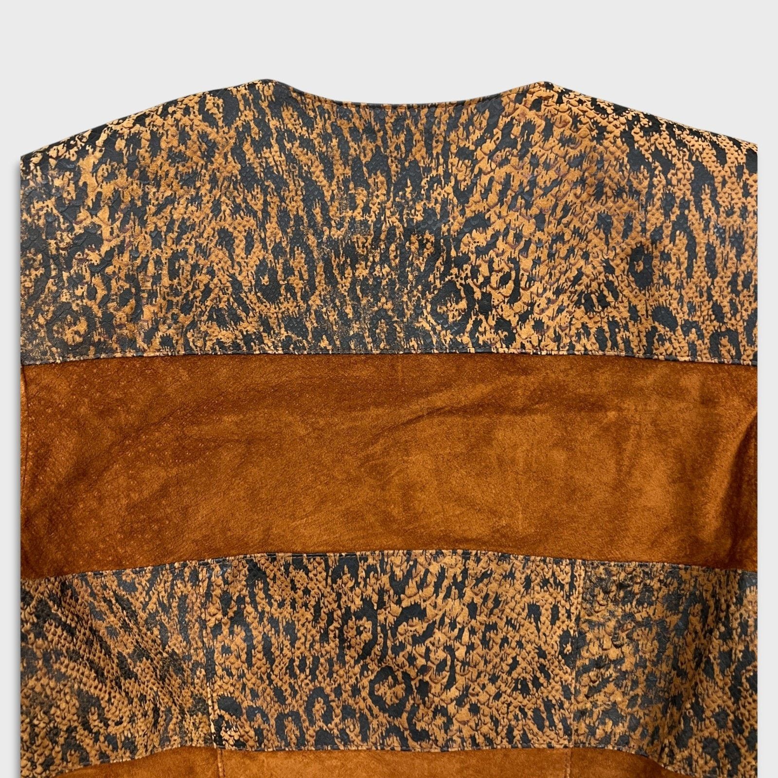 Danier × Vintage Vintage Danier Suede Patchwork Jacket Snake Leopard Print Size XS / US 0-2 / IT 36-38 - 6 Thumbnail