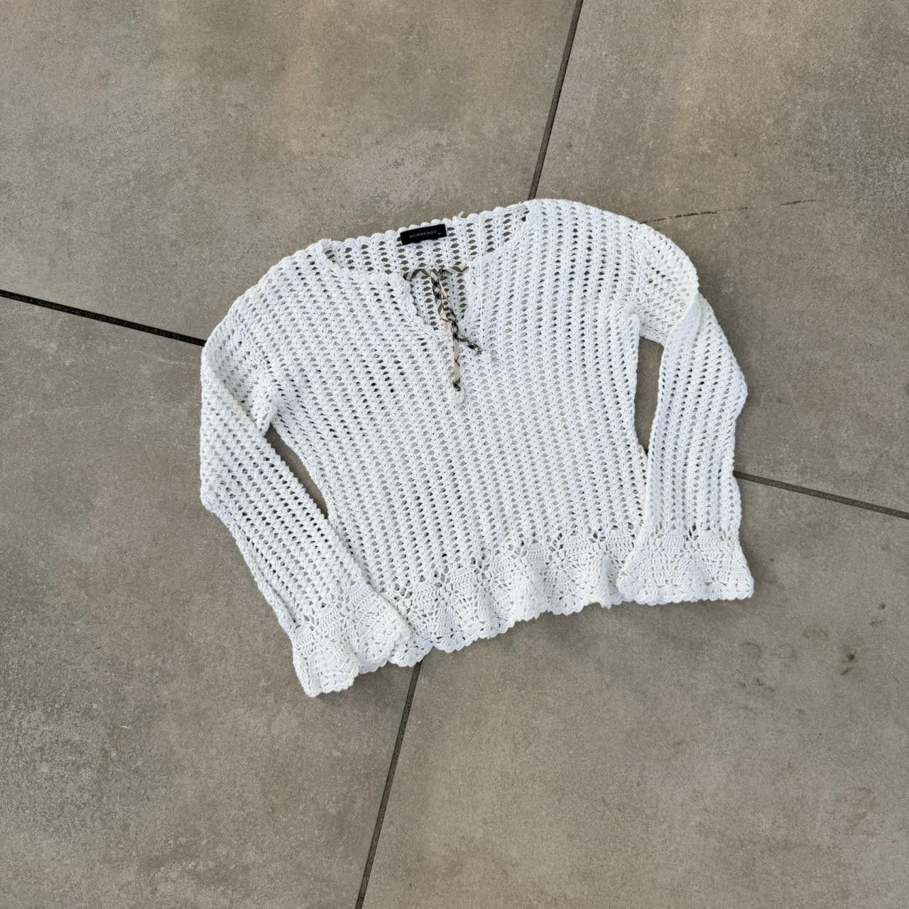 Burberry Burberry Big Logo Sweatshirt Cropped White Size XS / US 0-2 / IT 36-38 - 2 Thumbnail