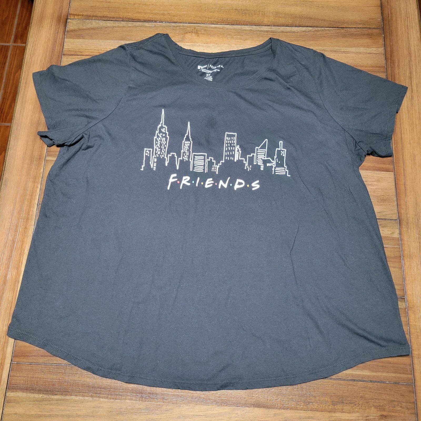 Other Evri x Friends Black Tee Friends Logo - Size 2X Size XXL / US 16-18 / IT 52-54 - 1 Thumbnail