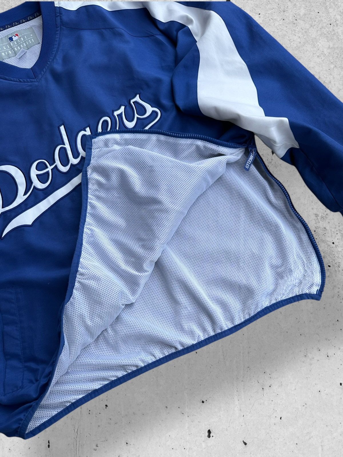 MLB × Vintage Vintage MLB Los Angeles Dodgers windbreaker jacket, size XL Size US XL / EU 56 / 4 - 7 Thumbnail