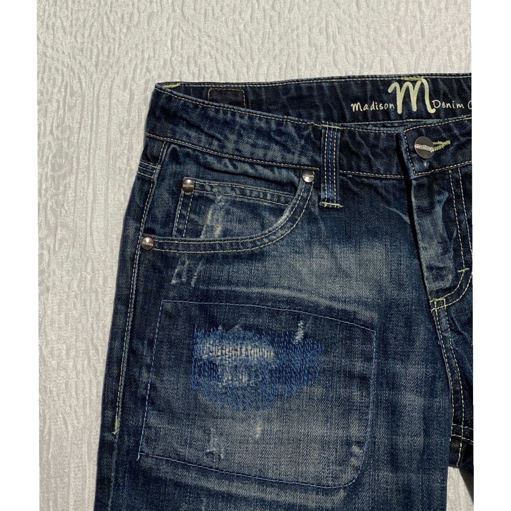 Madison Madison Denim Co Jeans Womens 6 Blue Distressed Patchwork Straight Regular 5-Pocket Denim Cotton Size 28" / US 6 / IT 42 - 3 Thumbnail