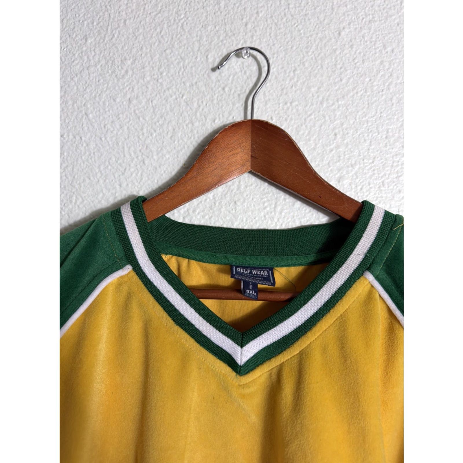 Vintage VINTAGE Y2K Men’s 3XL Pullover Oakland Long Sleeve Sweatshirt Green Yellow Hyphy Shirt Mens Size US XXL / EU 58 / 5 - 6 Thumbnail
