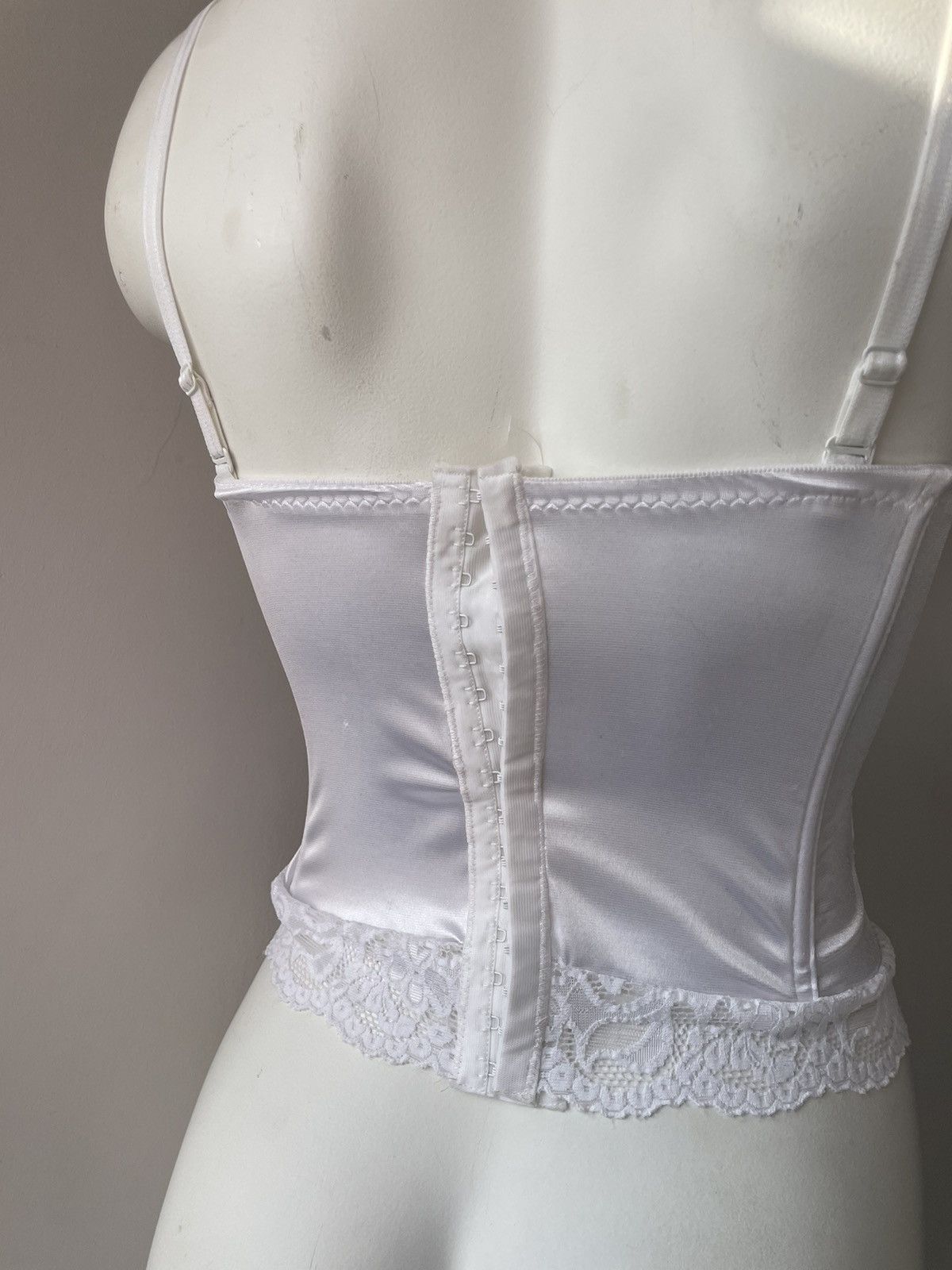 Vintage Vin corset Size M / US 6-8 / IT 42-44 - 8 Thumbnail