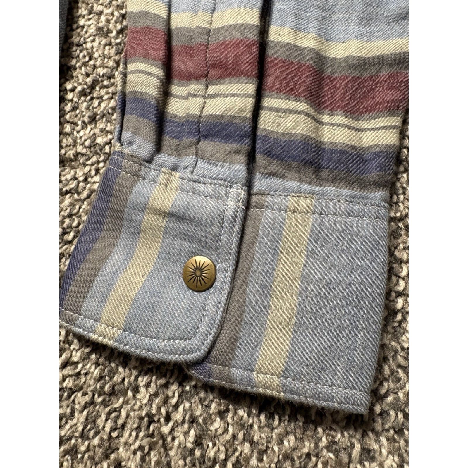Faherty Faherty Reversable Shirt Shaket Mens Medium Flannel Cotton Long Sleeve Snap Cuff Striped Pattern Outdoor Classic Shirt Mens M Blue Size US M / EU 48-50 / 2 - 4 Thumbnail