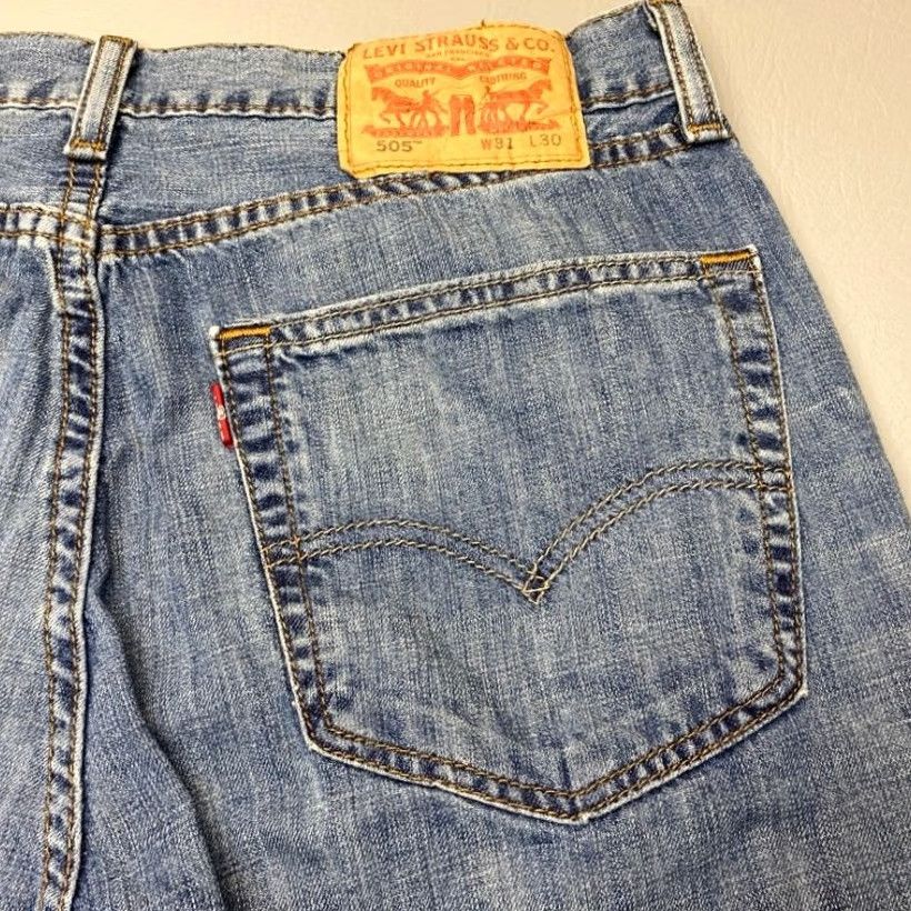Levi's Levi's 505 Jeans Mens 31x30 Blue Denim Relax Fit 100% Cotton 8397 Jeans Mens Blue Denim 31x30 Regular Fit Streetwear Classic Size US 31 - 4 Thumbnail