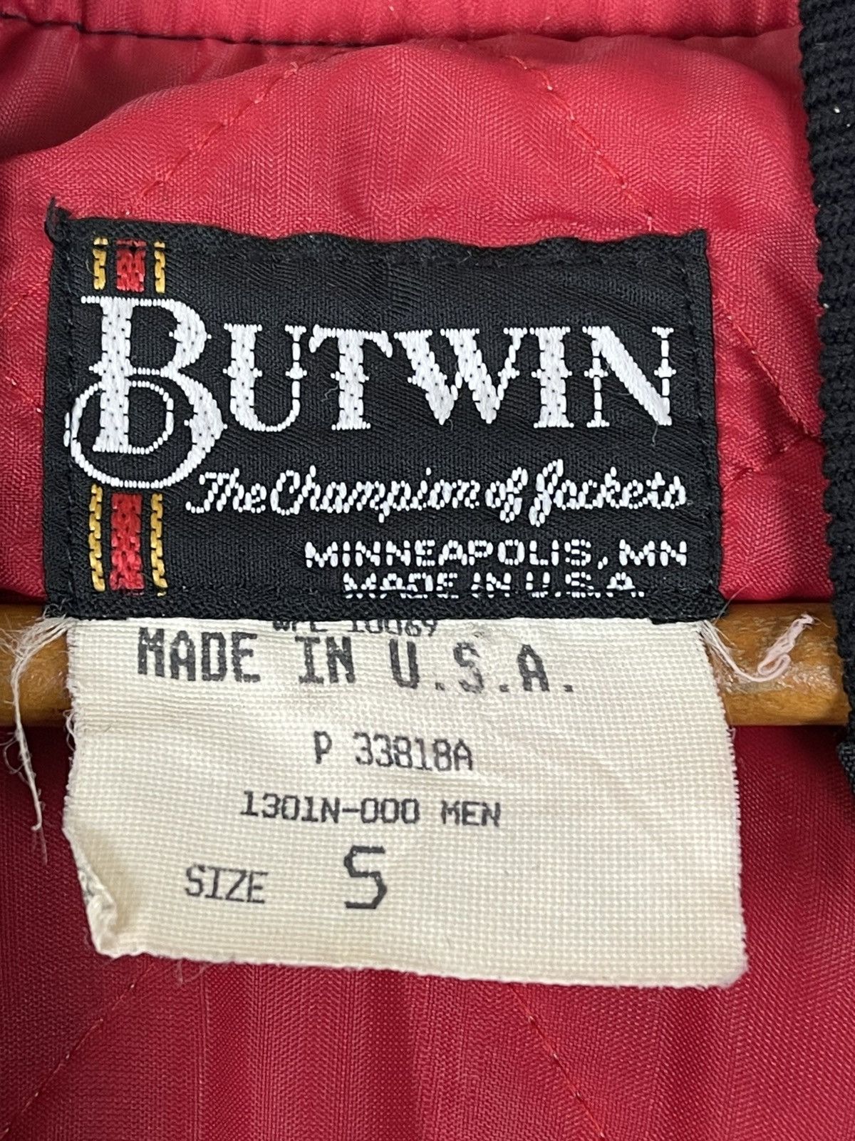 Vintage HARRIET ADA BORUP COUGARS BUTWIN BOMBER JACKET Size US S / EU 44-46 / 1 - 15 Thumbnail
