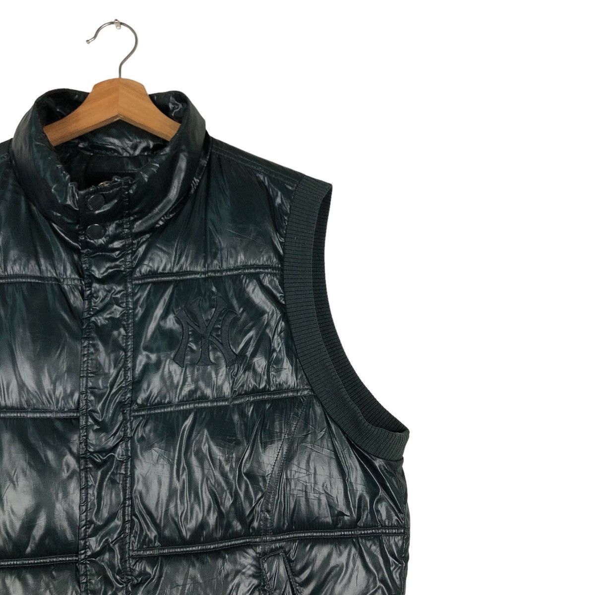 New York Yankees 🔥Vintage Sleeveless Biker Puffer Down Jacket MLB New York Size US M / EU 48-50 / 2 - 6 Thumbnail