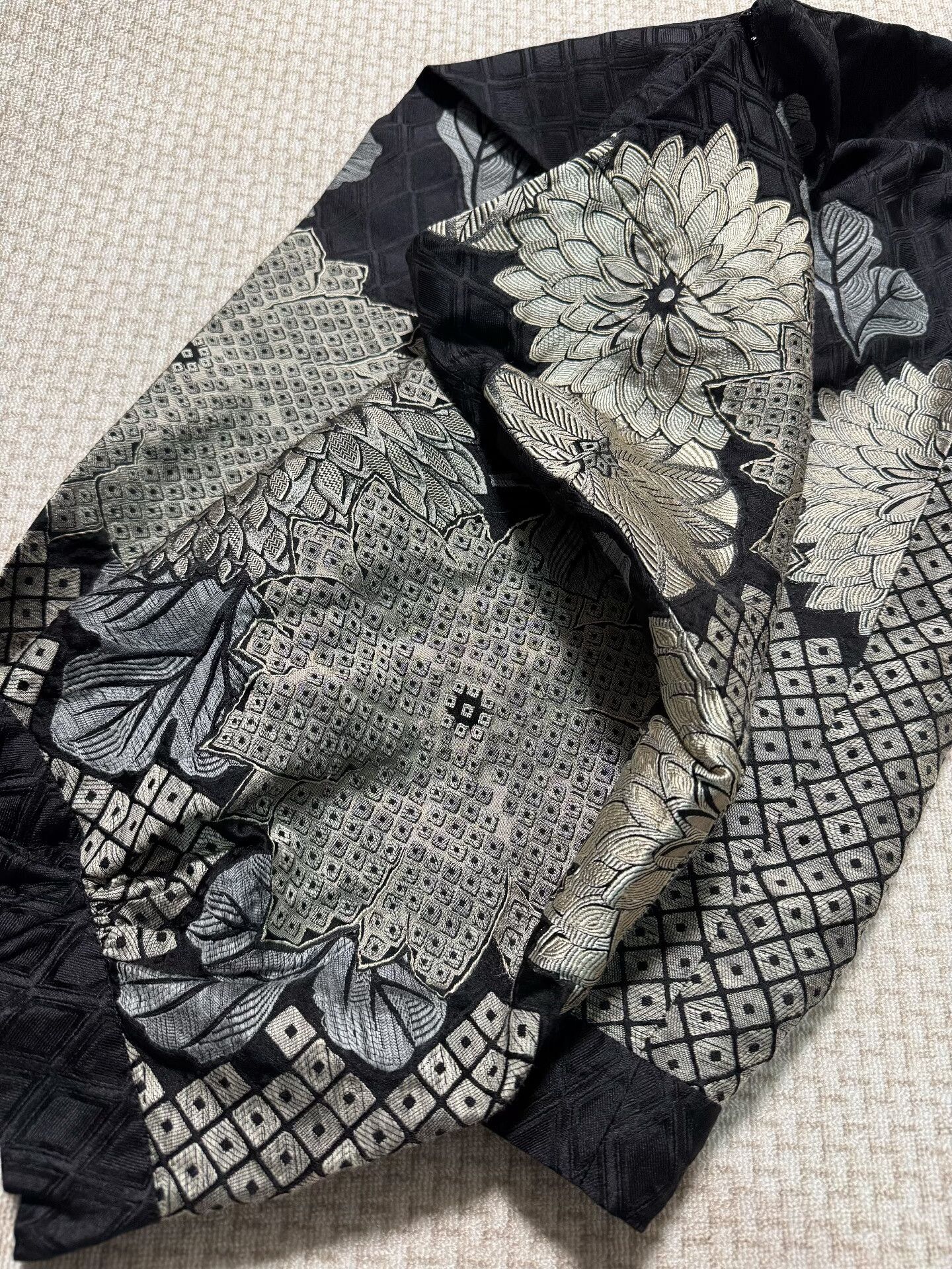 Dries Van Noten Floral Embroidered Silk-Linen Midi Skirt Size 38" / US 16 / IT 52 - 1 Thumbnail
