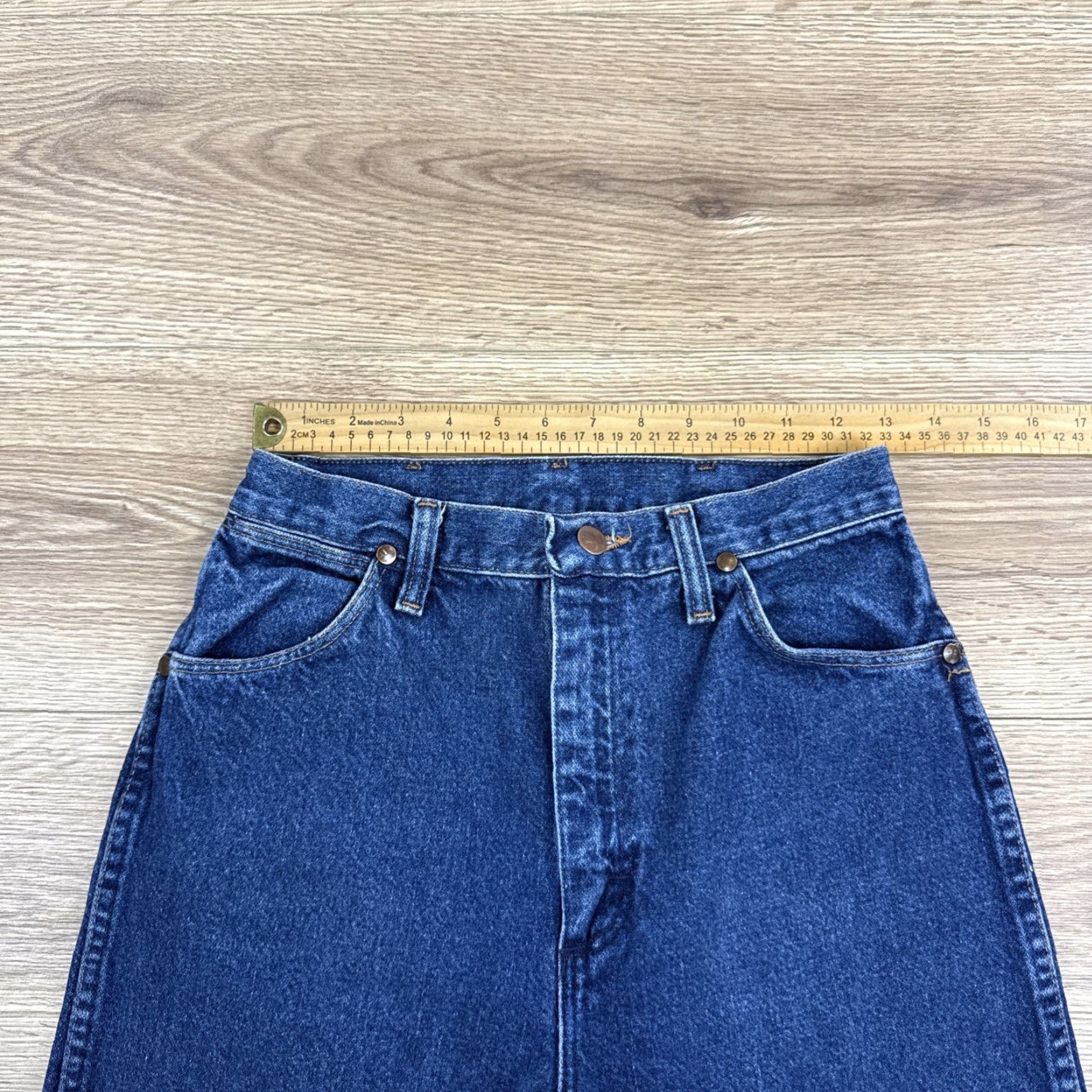 Wrangler VINTAGE Wrangler 14MWZ Jeans Womens 7x32 Blue Cowboy Cut Cowgirl Rodeo Western Y2K Size 28" / US 6 / IT 42 - 3 Thumbnail