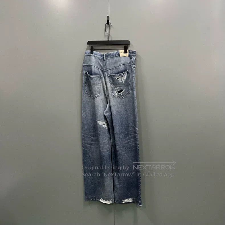 Balenciaga Balenciaga size M Ripped Distressed Denim Jeans Size US 27 - 2 Thumbnail