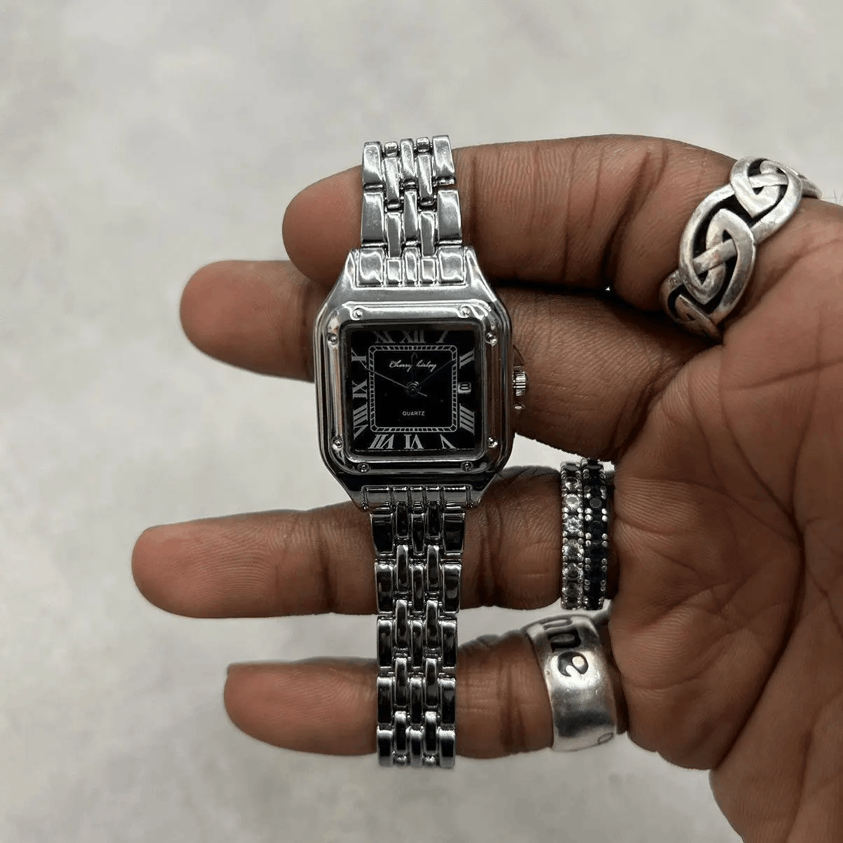 Other Vintage 90s black dial luxury style quartz silver watch Size ONE SIZE - 2 Thumbnail
