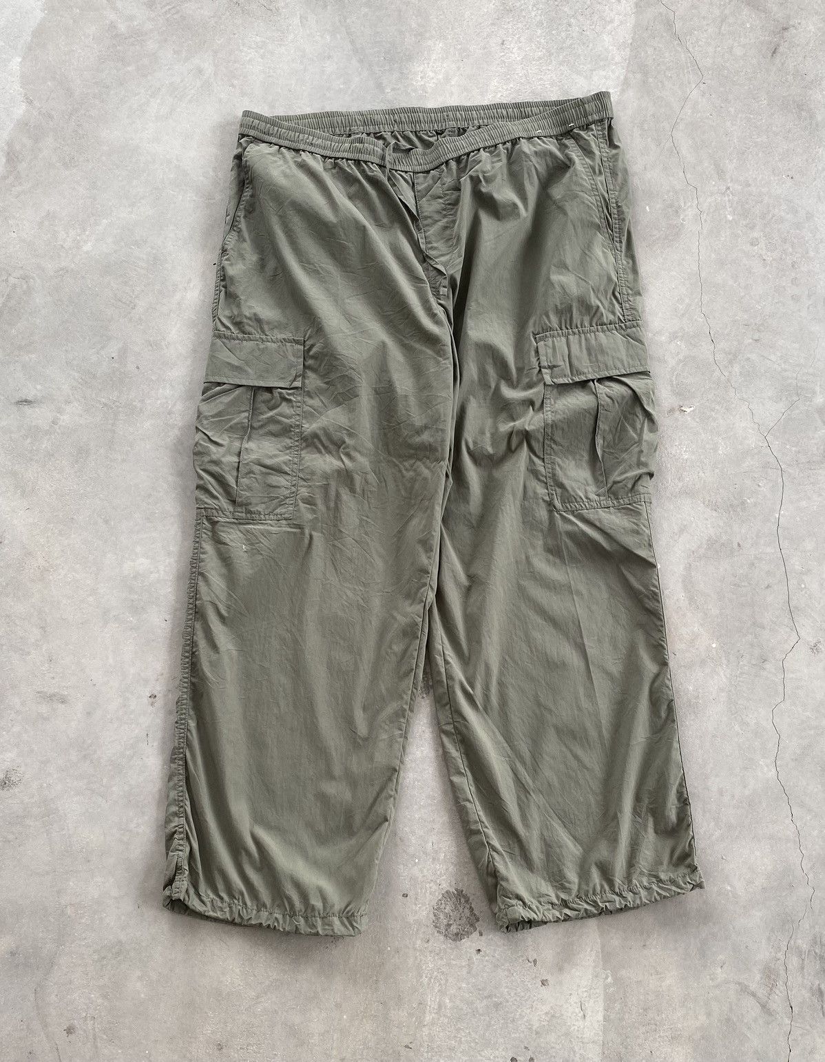 Japanese Brand × Uniqlo UNIQLO BAGGY CARGO PANT Size US 40 / EU 56 - 1 Thumbnail