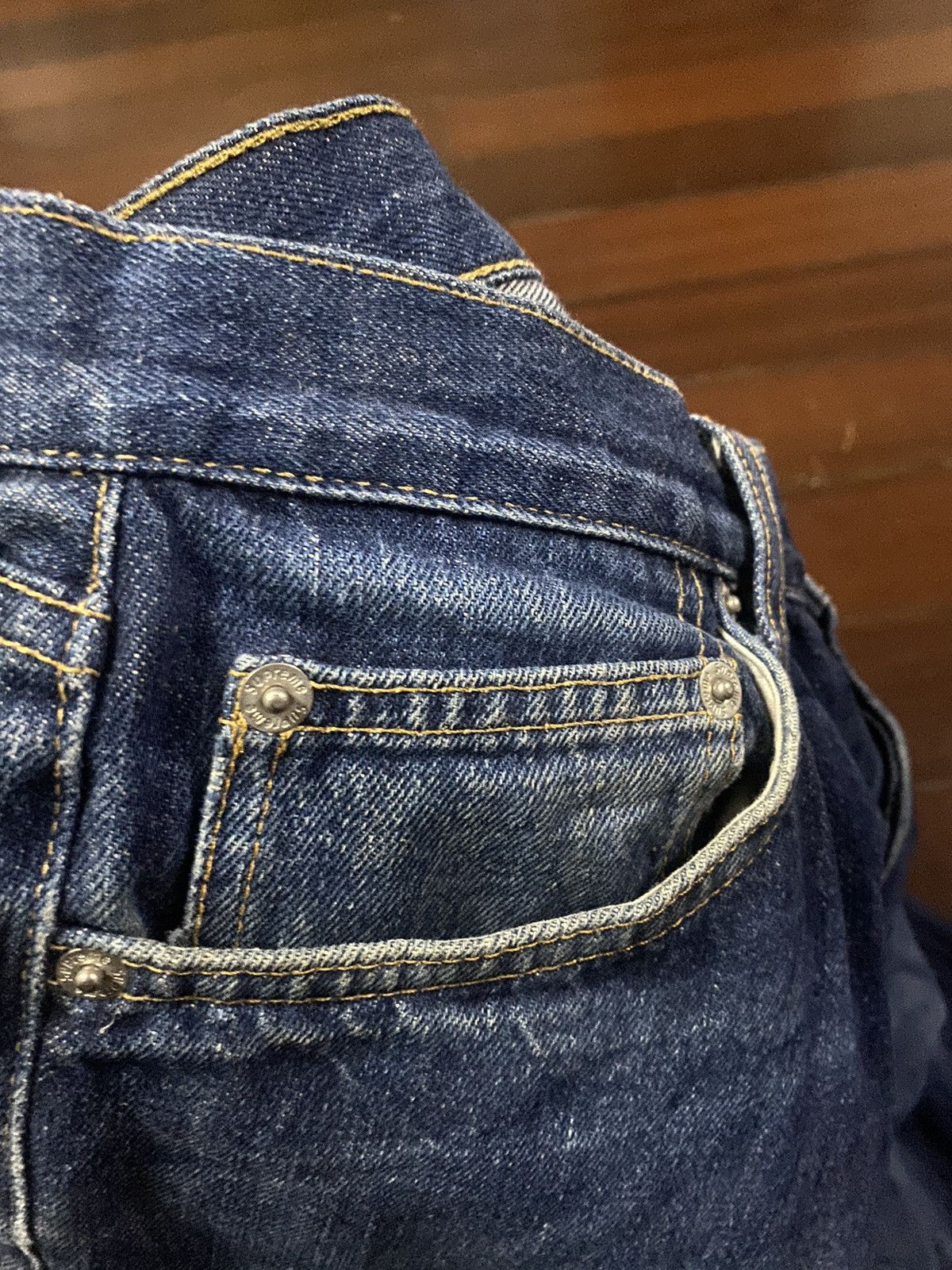 FIRE 🔥🔥 VINTAGE SUPREME DENIM TEAR RIPPED SHORT DISTRESSED