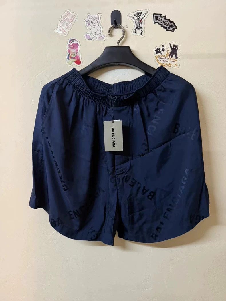 Balenciaga Balenciaga size 48 Monogrammed navy blue slacks Size US 32 / EU 48 - 1 Thumbnail