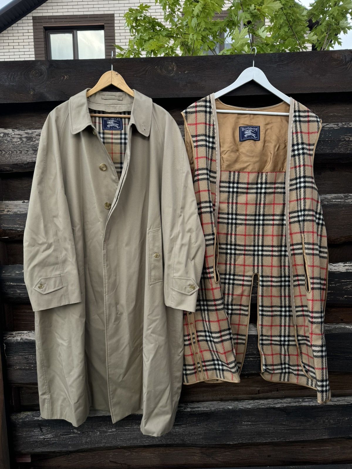 Burberry × Vintage Burberry beige long trench coat with lining vintage Size US L / EU 52-54 / 3 - 1 Thumbnail