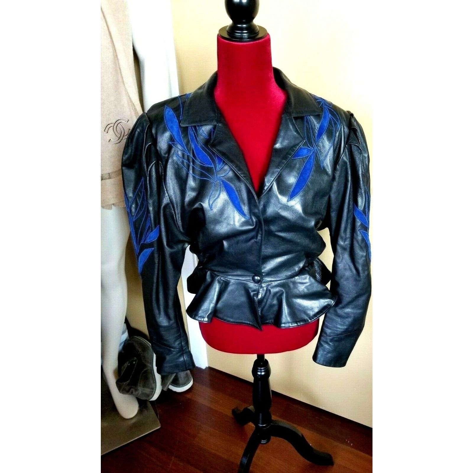 Vintage VINTAGE Zary's PARIS Black Leather Jacket Embellished Size S / US 4 / IT 40 - 2 Thumbnail