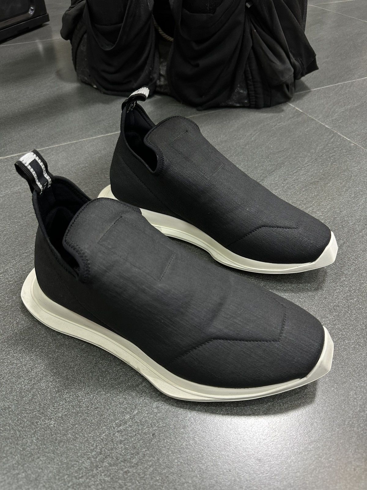 Rick Owens Drkshdw Rick Owens Drkshdw Runner Sneakers Size US 5 / EU 37 - 2 Thumbnail