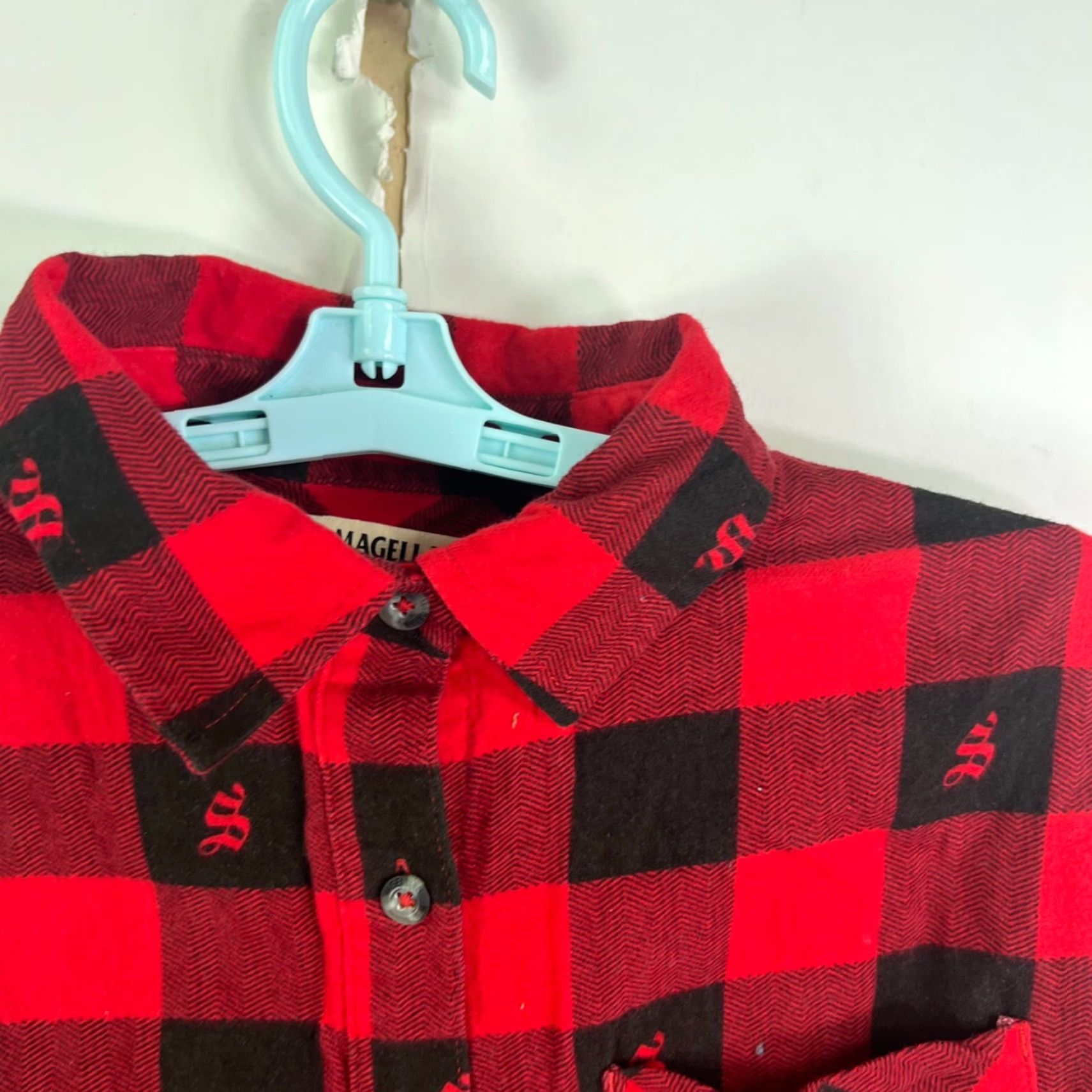 Vintage MAGELLAN Shiner Beer Plaid Button-Up Shirt Womens Size S Red/Black Flannel Casual Size S / US 4 / IT 40 - 3 Thumbnail