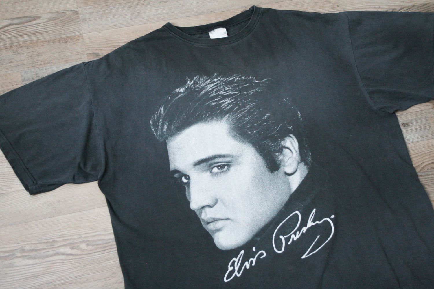Band Tees Vintage 90s Elvis Presley Faded Distressed Boxy Fit Tee Size US XL / EU 56 / 4 - 3 Thumbnail
