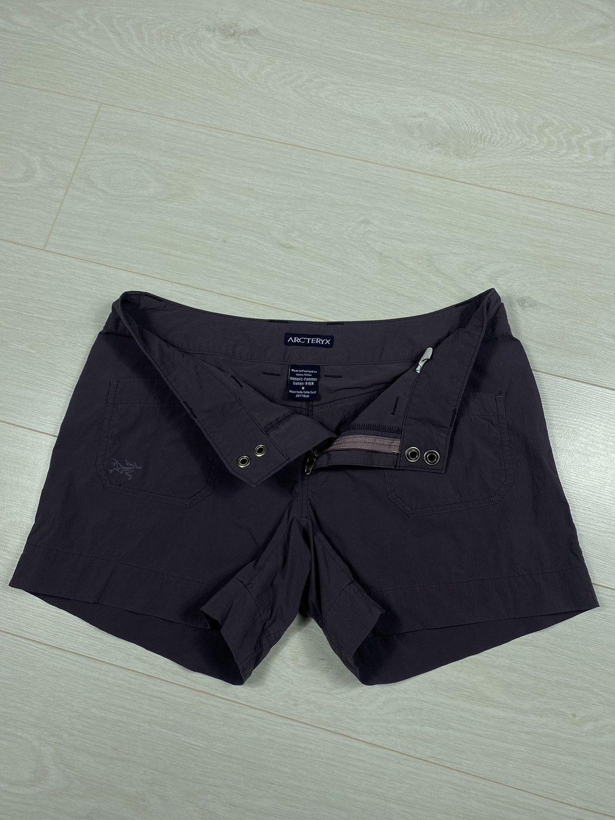Arc'teryx Arcteryx Vintage Mini Shorts Size 27" / US 4 / IT 40 - 6 Thumbnail